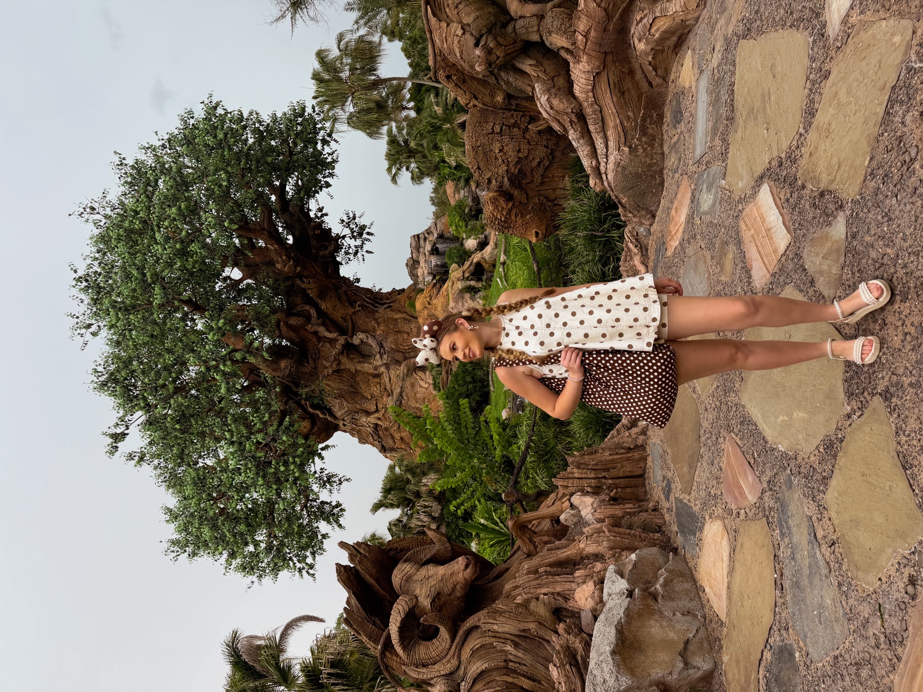 Tezza 9587, a park day outfit